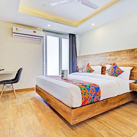 Fabhotel Soft Petals غورغاون المظهر الخارجي الصورة