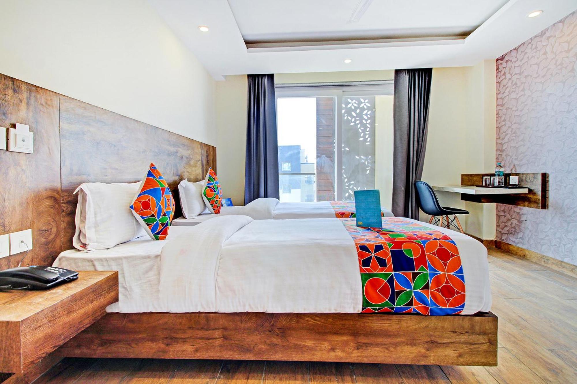 Fabhotel Soft Petals غورغاون المظهر الخارجي الصورة